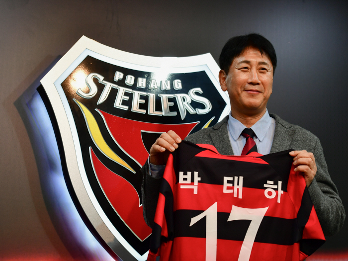 [오피셜]'원클럽맨' 박태하 감독, 포항의 새사령탑으로 돌아왔다