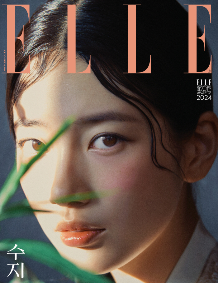 또 레전드 찍은 수지 한복 화보..美 타임스퀘어 전광판에도 뜬다 [화보]