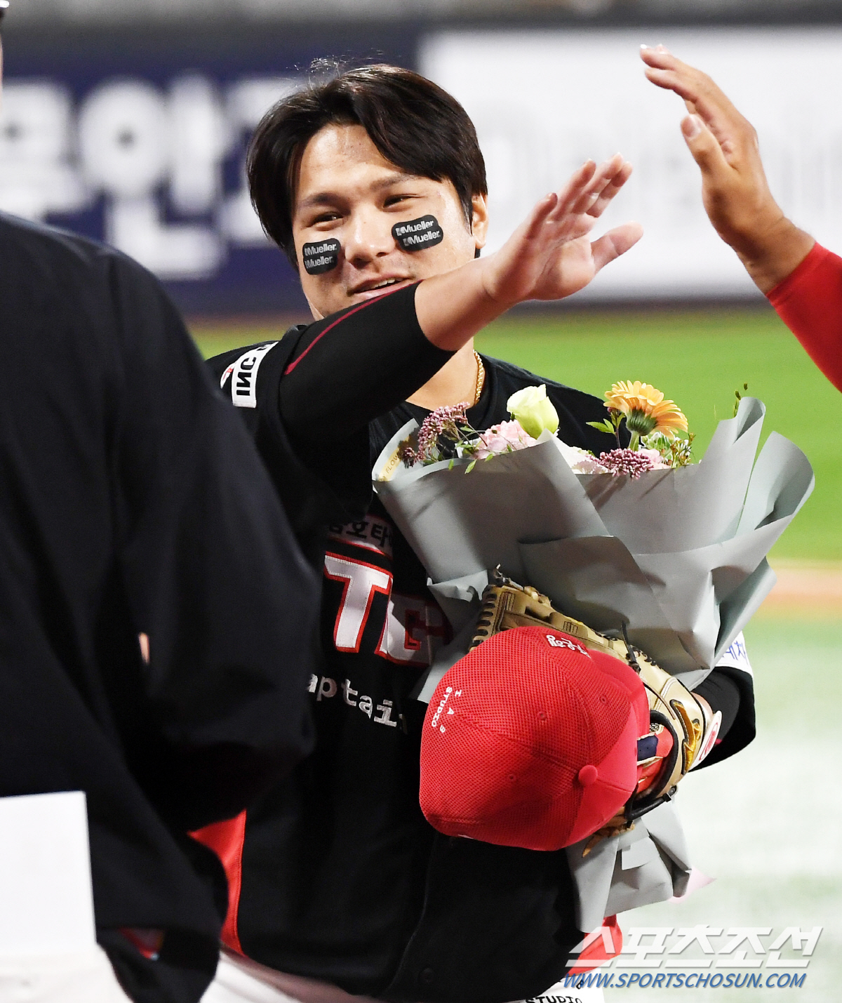 12월 계약 제로. FA 시장 문닫은 줄... C등급마저 조용. 아직 1…