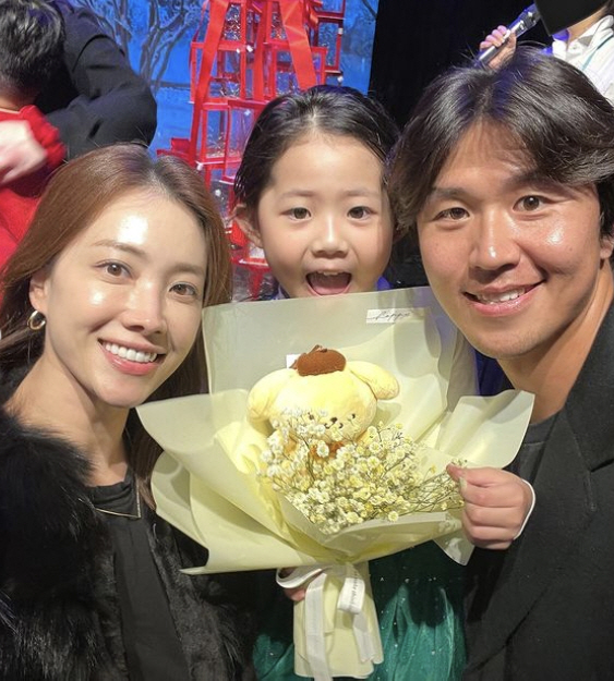 베이비복스 리브 출신 양은지, 막내딸 유치원 학예회에 직접 참석 "내년엔…