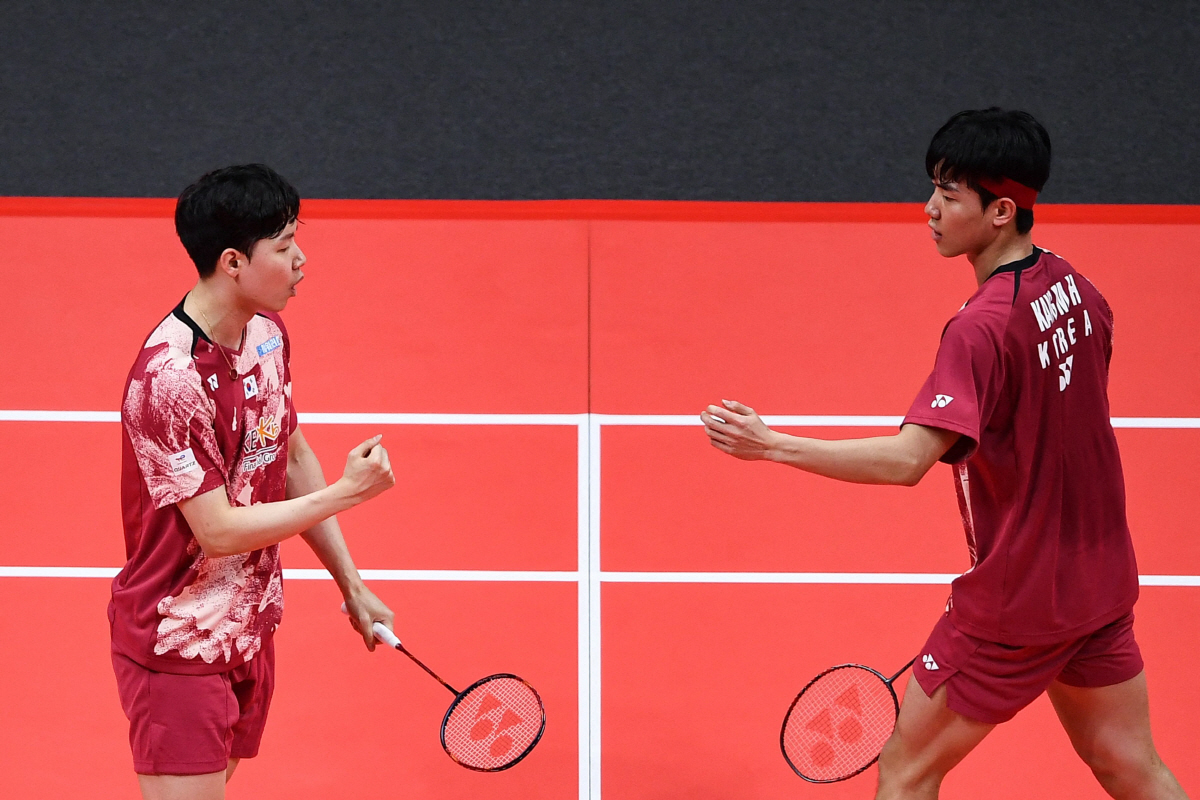 서승재-강민혁, 9년만에 BWF 파이널 정상 등극…백하나-이소희, 중국 …