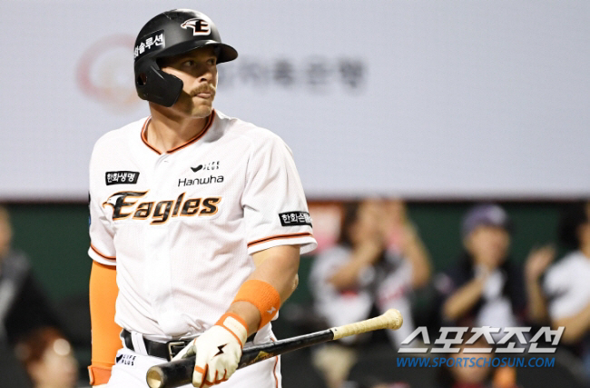 삼진을 당하고 더그아웃으로 향하는 오그레디. 박재만 기자pjm@sportschosun.com