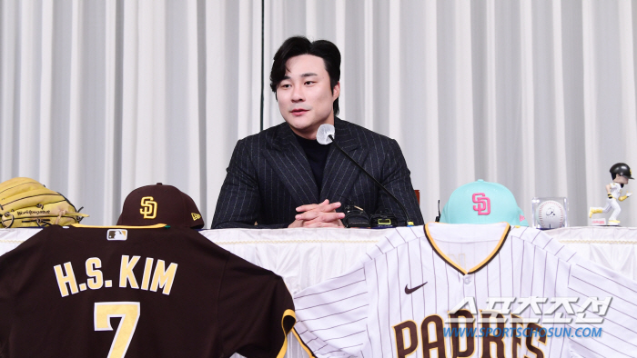 평화왕자 '고척돔 컴백' 무산? "이정후 놓쳐 실망한 SD…김하성도 트레…