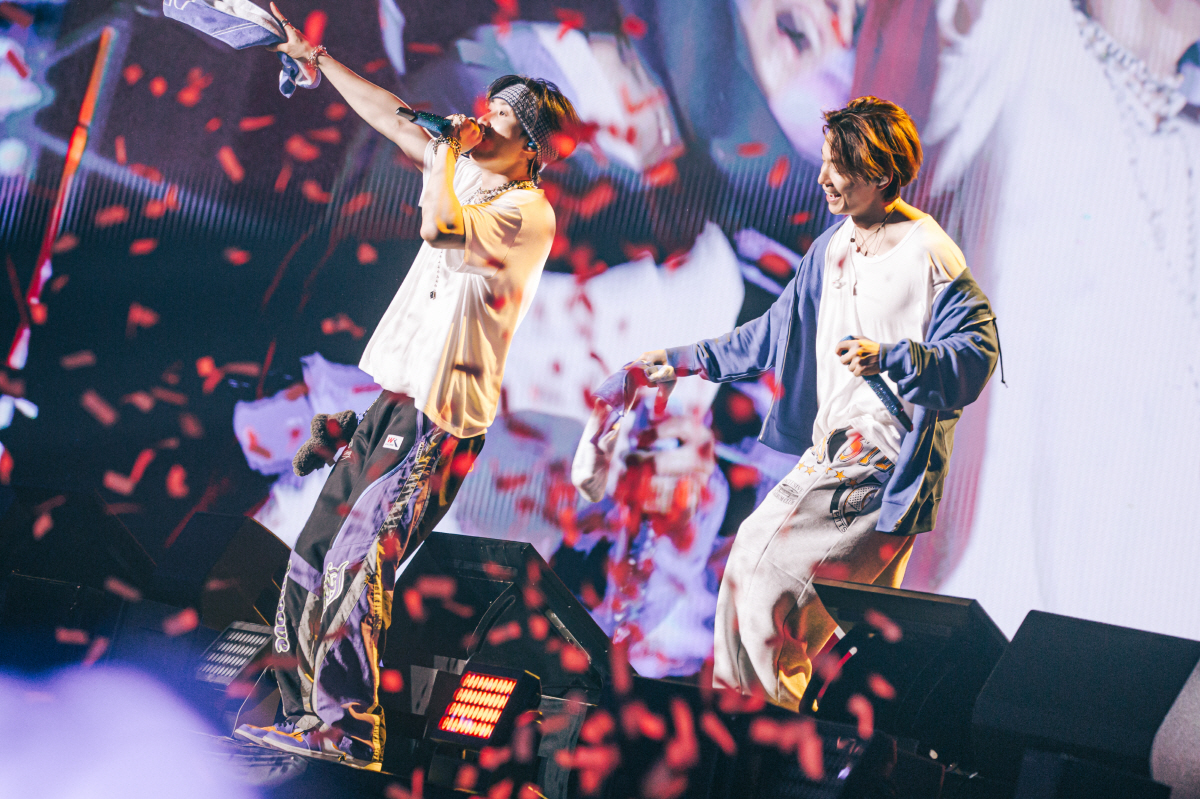 슈퍼주니어-D&E, 팬콘서트 19개국 25회 공연 성료…7만 관객 만났다