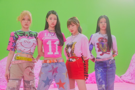 어트랙트, 피프티피프티 前 멤버 3인·안성일 등에 130억원 손해배상청구…