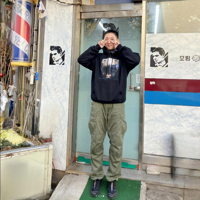 송중기가 인정한 홍사빈, 오늘(19일) 육군 현역 입대 "건강하게 돌아오…