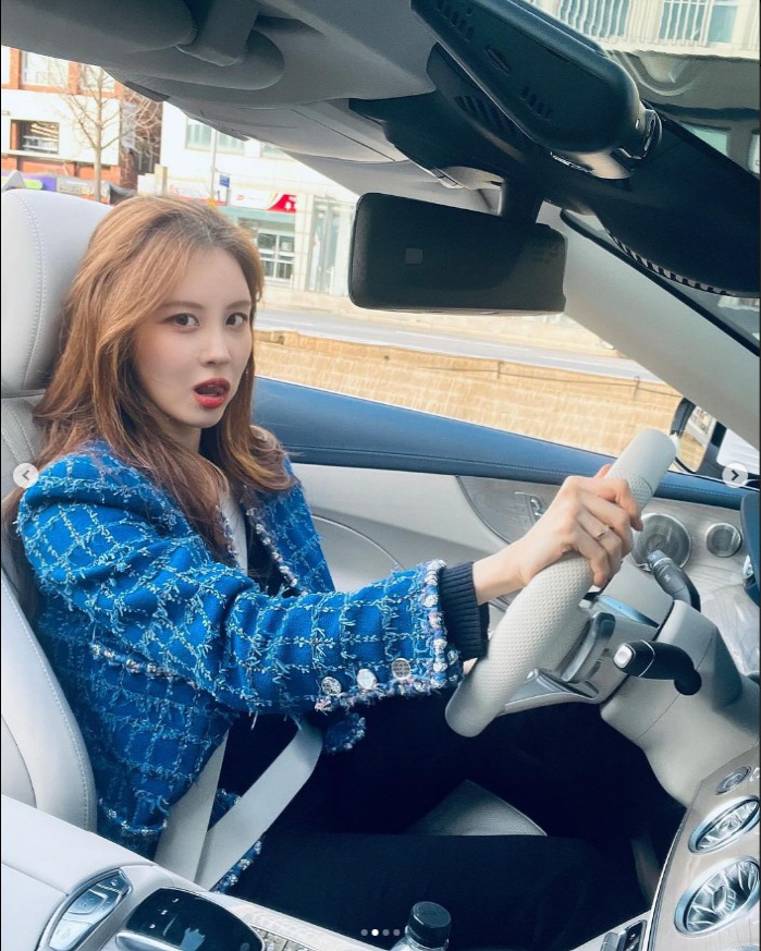 서현 "새 차 뽑았다"…억대 오픈카 타고 질주하는 반전 터프美