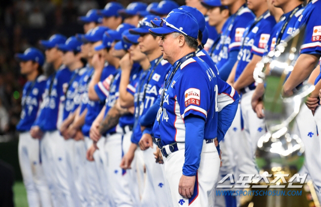 충격의 WBC 3연속 광탈→AG 금메달 반전…초대 우승팀의 자존심, 내년…