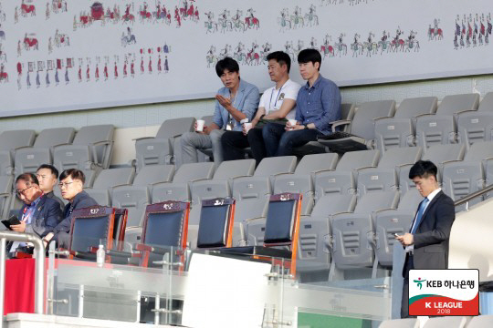 [단독]김도균 감독 떠난 수원FC, 새 사령탑에 김은중 전 U-20 대표…