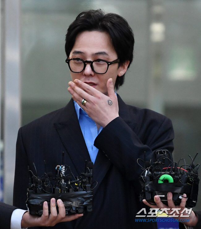 'YG와 이별' 지드래곤의 新 음악은?...'거취·계획' 기자회견에 쏠린…