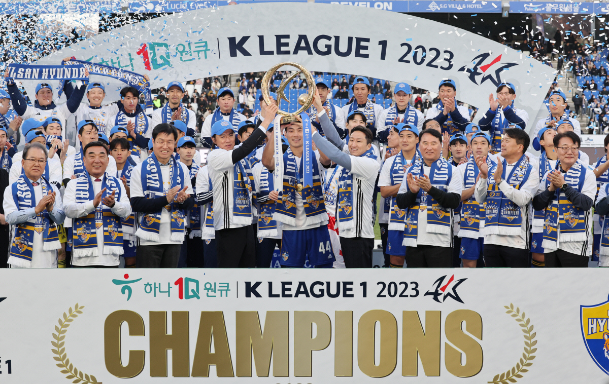 결국 '힘의 논리', 추춘제로 돌아선 일본 프로축구…K리그 "선을 그은 …