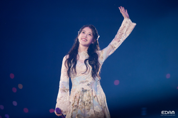 [공식] 아이유 측 "표절의혹 고발인 인적사항 확인중, 명예훼손 손해배상…
