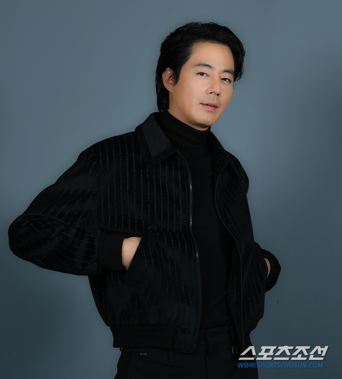 [단독③] 조인성 "류승완 감독 흥행 공식, 그 중심엔 '조인성 패키지'…