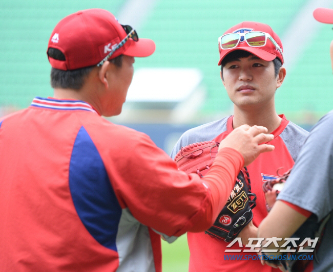 우승 주역→1년 후 작별→5년만에 컴백, 주니치 레전드 출신 코치는 왜 …