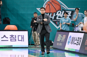 연패 탈출한 하나원큐 김도완 감독, 