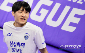 삼성화재 OH 박성진 <-> OK금융그룹 MB 전진선, 1대1 트레이드[오피셜]