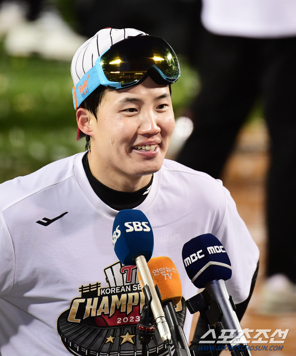 '개인 10승-팀 가을야구' 하면 50억 다 챙길까...임찬규 'FA 대…