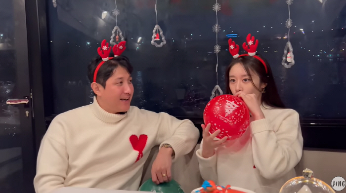 지연 '♥황재균' 결혼 잘했네..넘사벽 성탄 파티 '요트→67억 신혼집'