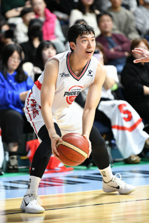 훌쩍 성장한 신인 박무빈, 소노전 15득점-현대모비스 단독 6위 견인