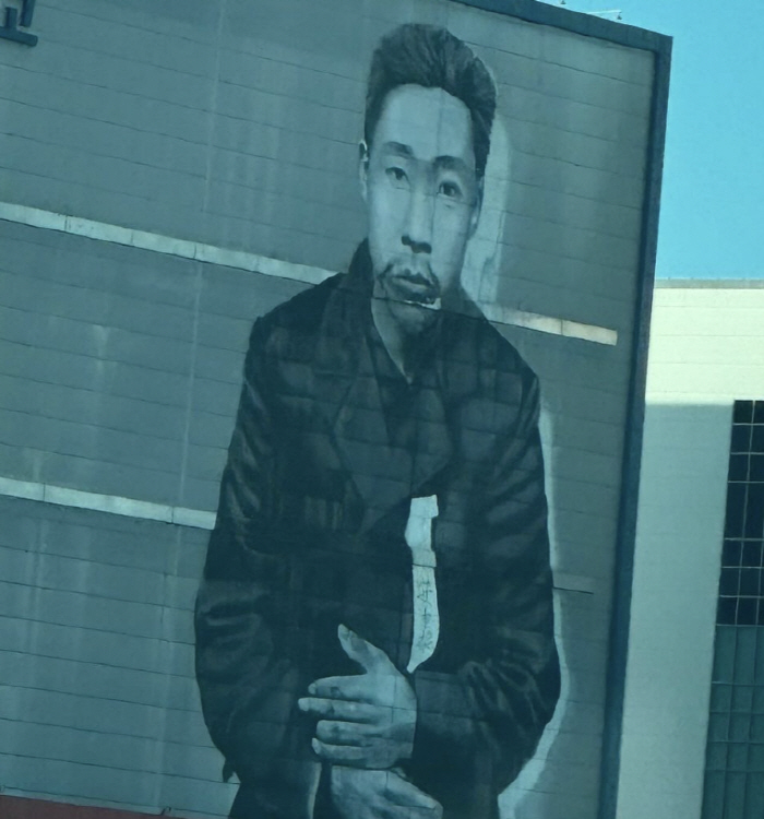 [SC이슈] 한소희, 日 '안중근=반일' 악플 테러에 "슬프지만 사실"……
