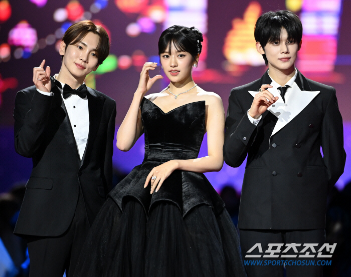 [포토] 키-안유진-최연준, SBS 가요대전 3MC