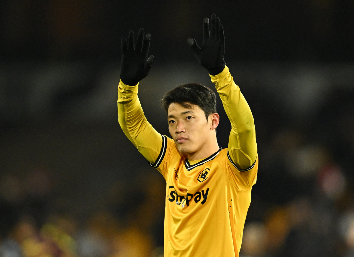 "큰 찬스를 날렸다"→평점 '최하위권' 황희찬, 재계약 축포는 다음 기회…