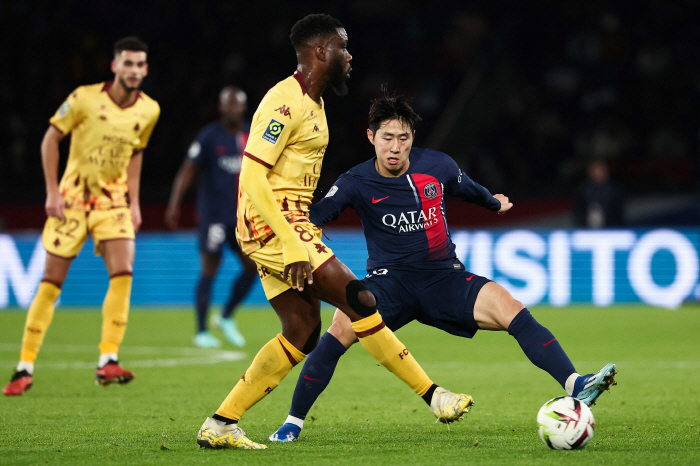 "이강인 왼발, 메시가 보인다" 토트넘·PSG 거친 레전드 윙어의 안목