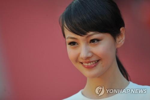 '탈세 퇴출' 中여배우 100억대 손배금 미지불…법원 강제 집행