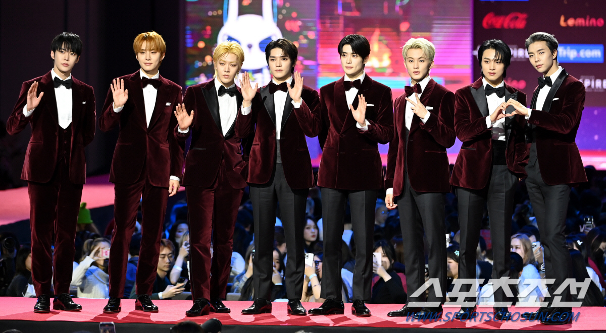 [SC이슈] SBS '가요대전', 또 발생한 안전사고..NCT텐 추락에 …