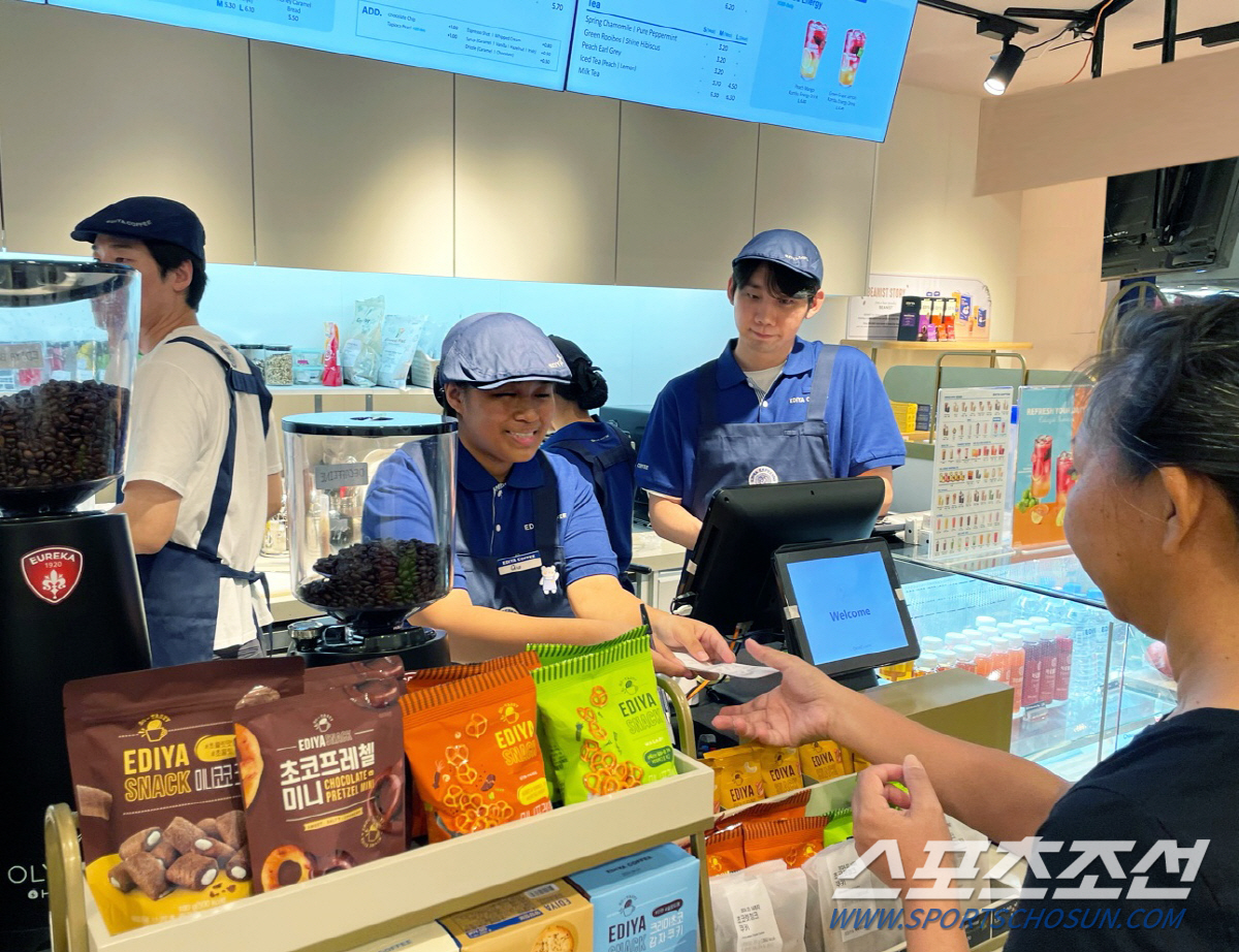 이디야커피, 첫 해외 가맹점 괌 1호점 오픈! 해외 시장 진출 본격화