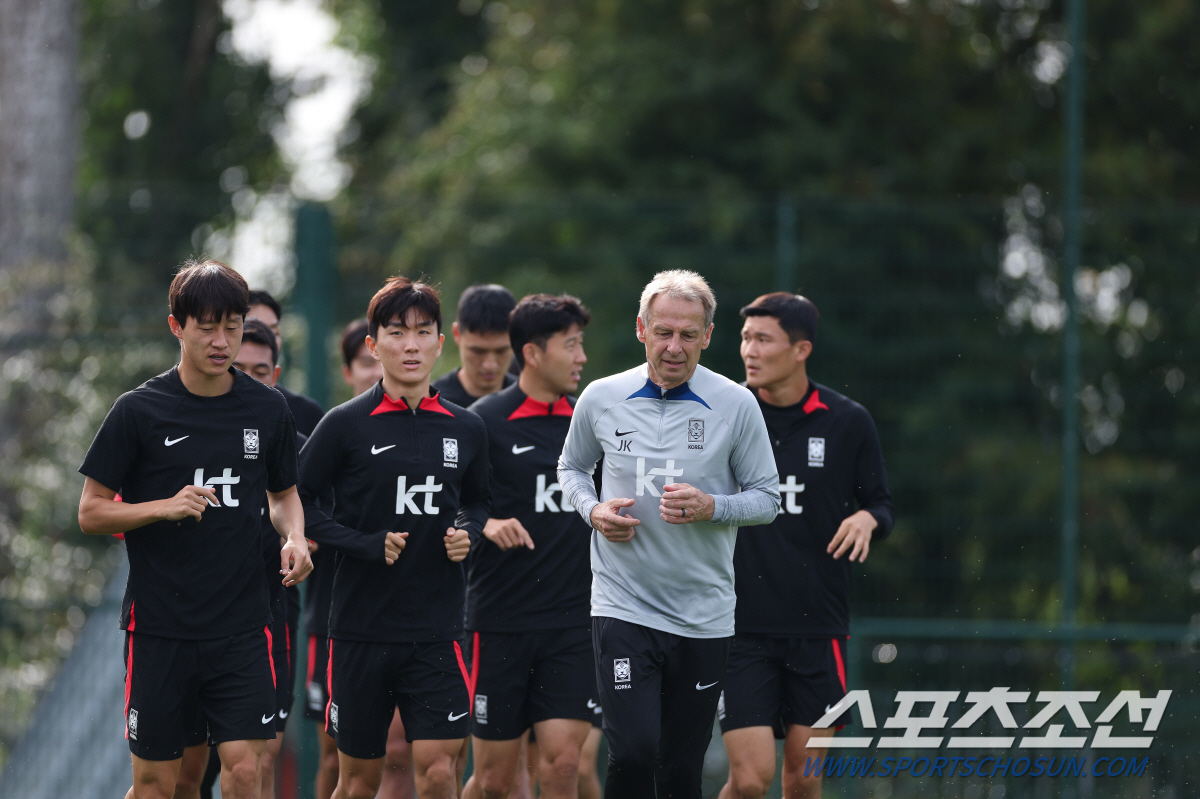 '역대 韓 축구 최강 라인업' 클린스만, 아시안컵 최종엔트리 공개…"'깜…