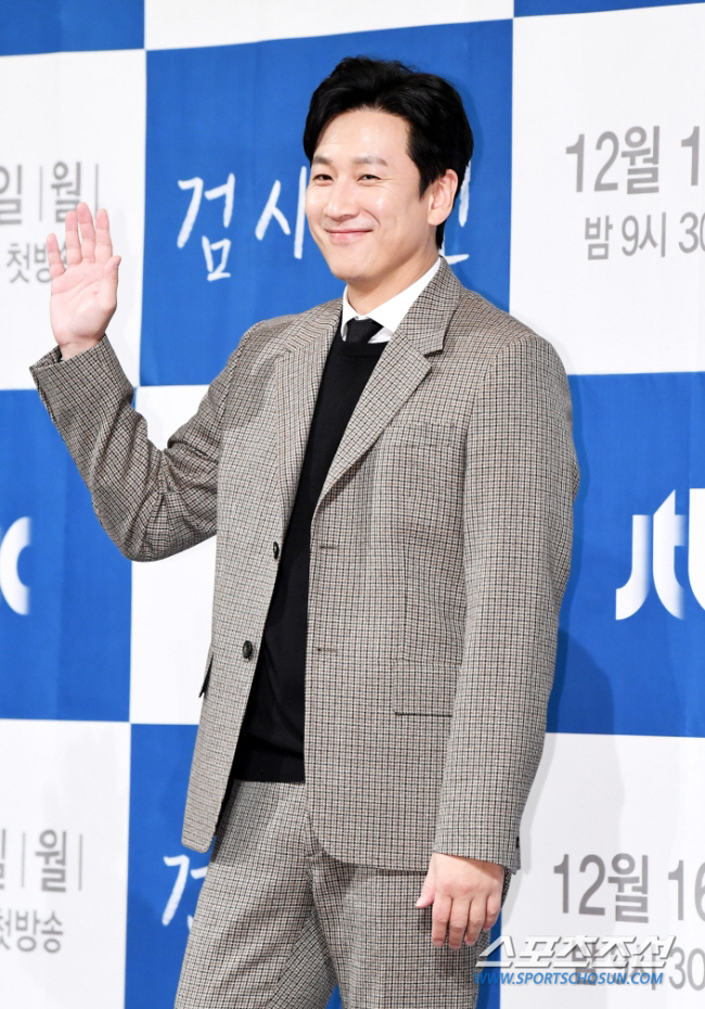 "잘 가요, 나의 아저씨" 故이선균, 연기인생 정점서 떠났다[종합]