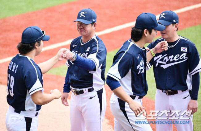 LG 천하통일-광속구 시대…저무는 2023년, KBO 수놓은 10대 뉴스