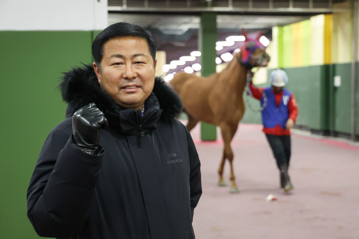 [경마] 서울경마, 박재우 조교사 500승, 송문길 조교사 400승 달성