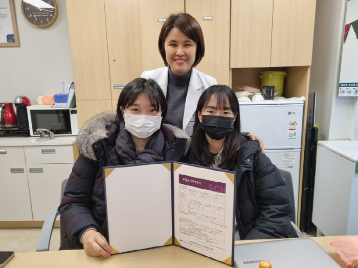 의대생들의 '행복한 기부'에 훈훈해진 병원