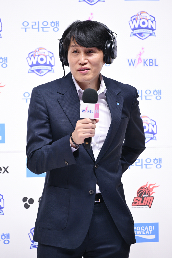 [WKBL 현장코멘트] 위성우 우리은행 감독 "우리 선수들 정말 대단하다!"