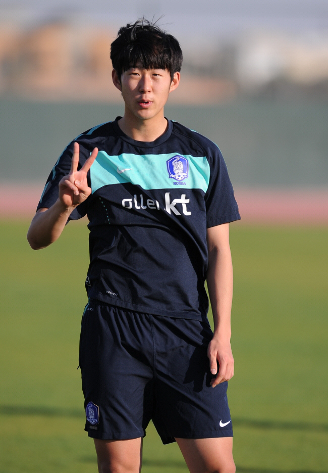 2011년의 손흥민처럼…'막내즈' 김지수X양현준, 韓 축구 미래 꽃피울 …
