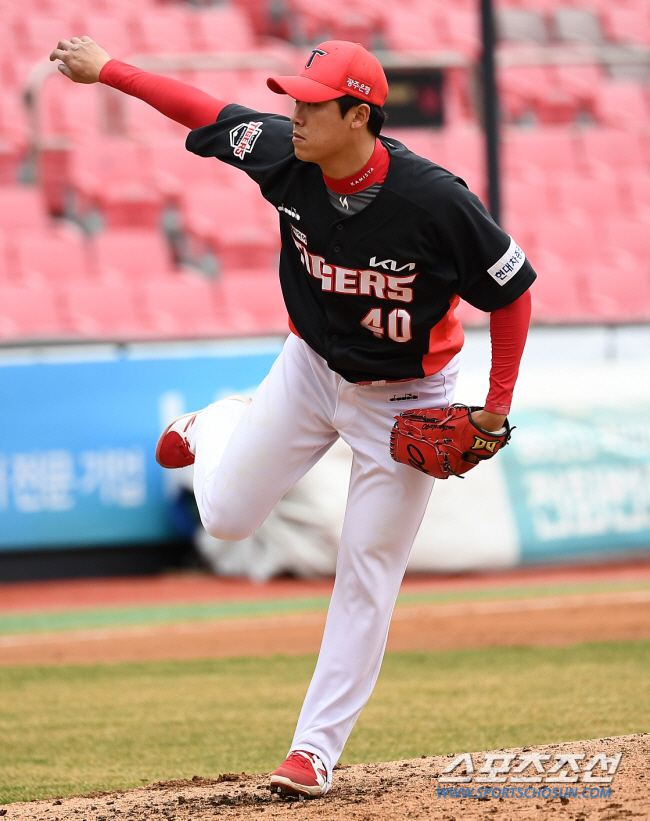 투구폼 조정+호주 유학 효과 시너지? 2024년이 기대되는 KIA 25세…