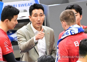 상승세서 현캐에 연패…권영민 한전 감독 