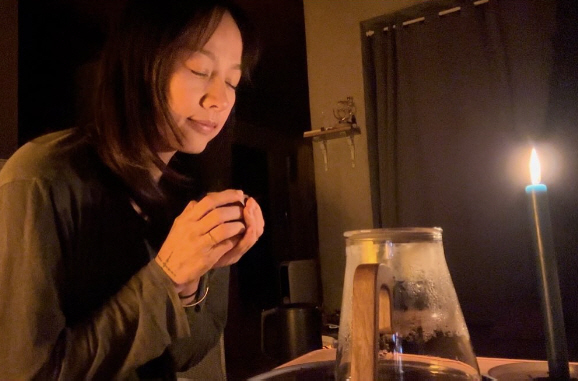 이효리, 새해에 전한 진심 "무탈하시고 편안하시고 주로 행복하시길" 두 …