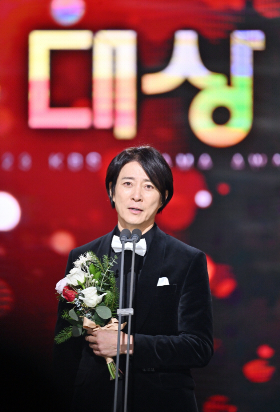 [종합] "♥하희라에 감사해"…'고거전' 최수종, 16년 만에 네 번째 …