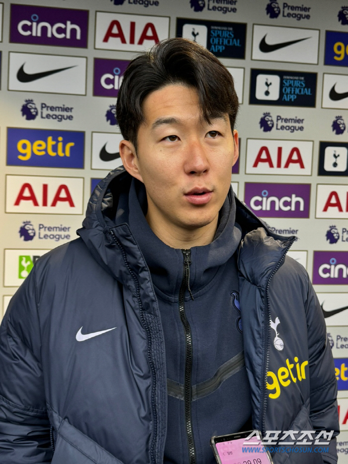[EPL현장인터뷰]손흥민의 팬사랑 "2023년 팬 여러분들이 최고"(일문…