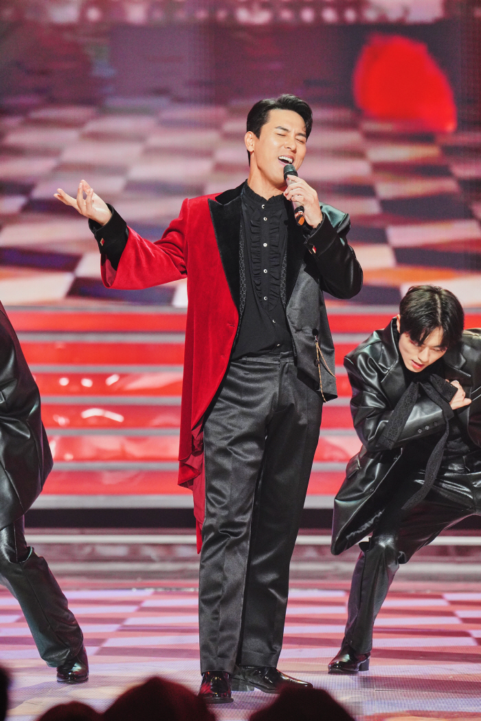 [SC초점]'가요대제전', 2023년 연말 가요무대 압승할 수 있었던 이…
