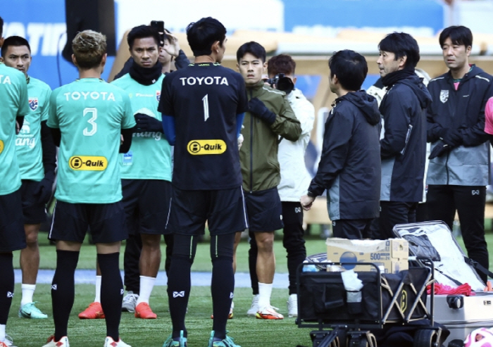 '유럽파 힘' 골골골골골! '우승 후보' 日 새해 첫 경기서 '두 수 아…