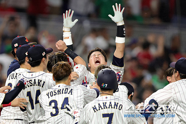 멕시코와 WBC 준결승전에서 끝내기 안타를 때린 무라카미. 사진캡처=일본야구대표팀 홈페이지