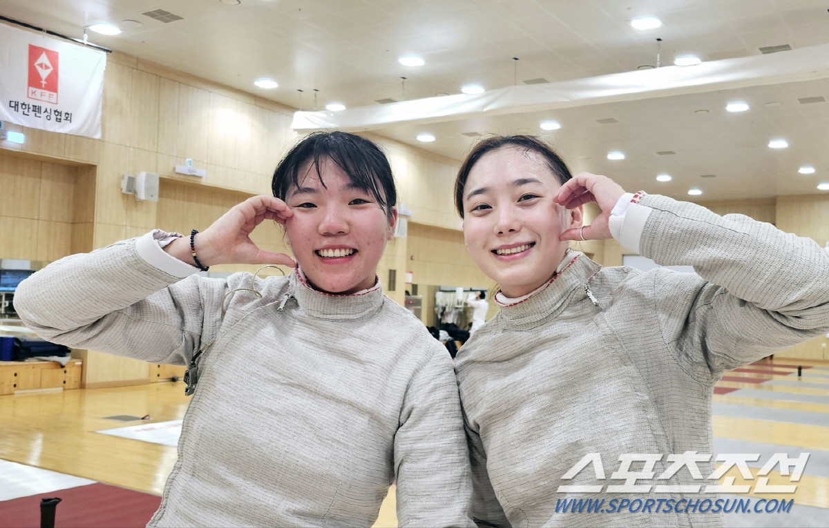 '2001년생 여자 오상욱'전하영의 패기만만 첫올림픽 "언니들과 함께 잘…