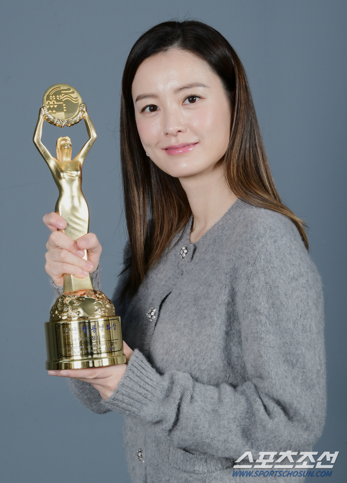 [단독 종합] "촬영장에선 '모범생' 마음가짐"…정유미의 새 도전에 '청…