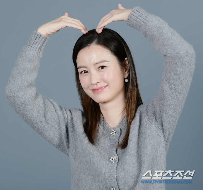 [단독②] 정유미 "'영원한 미스김' 김혜수와의 호흡 떠올라…지나온 과정 소중해" (청룡영화상)