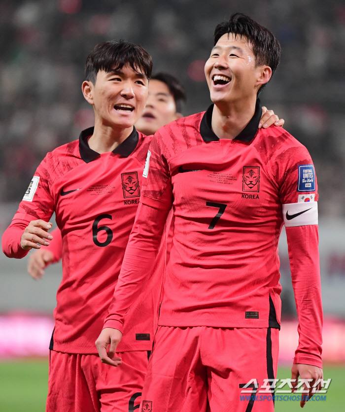 '잠시만 안녕' 캡틴 SON, '감성팔이' 없는 작별인사 → "트로피 들…