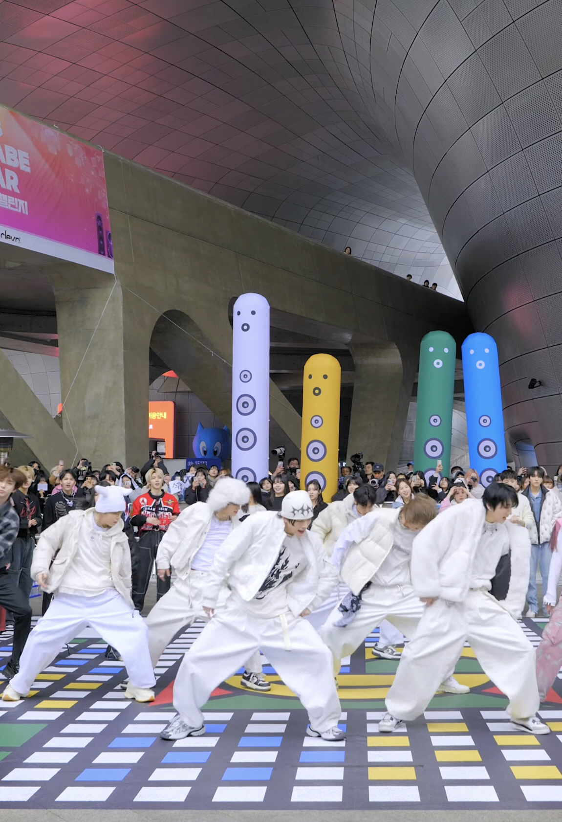82MAJOR, 연말 '월드 K팝 페스티벌'서 공연형 아이돌 존재감 증명